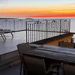 Villa Maison Vue Panoramique Et Jacuzzi Théoule-sur-Mer
