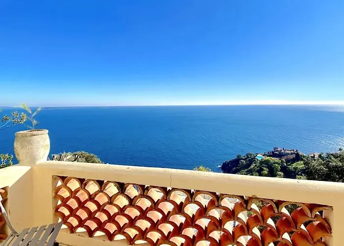 Maison Vue Panoramique Et Jacuzzi فيلة *
